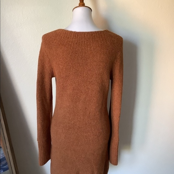 Something Navy Fitted Long Sleeve Tunic Sweater - Picture 7 of 11